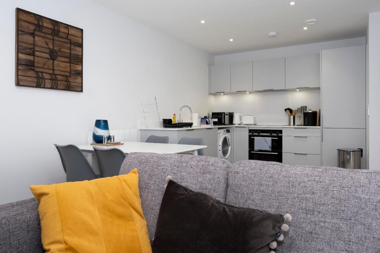 2 Putsborough - Luxury Apartment At Byron Woolacombe, Only 4 Minute Walk To Woolacombe Beach! Exteriör bild