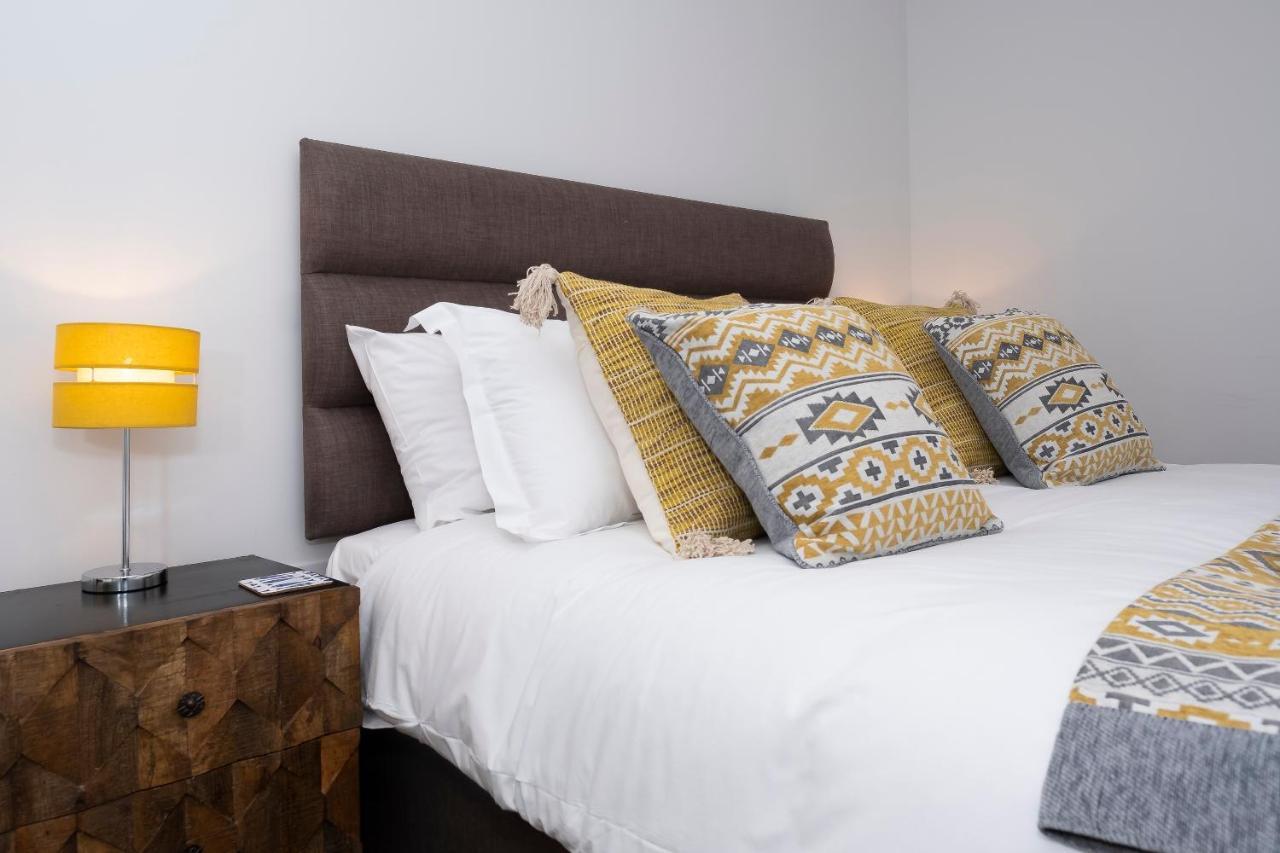 2 Putsborough - Luxury Apartment At Byron Woolacombe, Only 4 Minute Walk To Woolacombe Beach! Exteriör bild